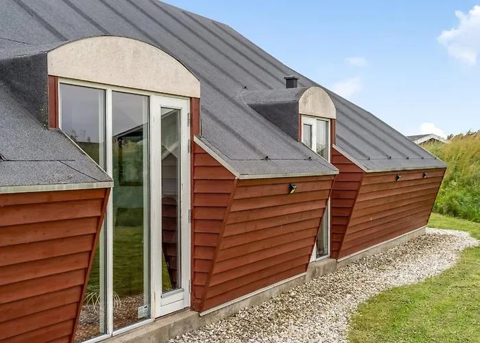 Tjark - 500m From The Sea By Interhome Лёккен